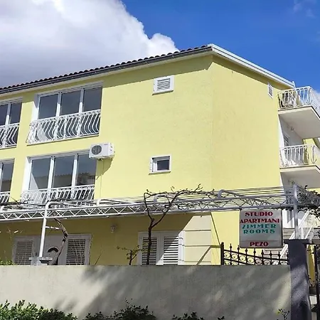 Pezo - One Bedroom * Baška Voda