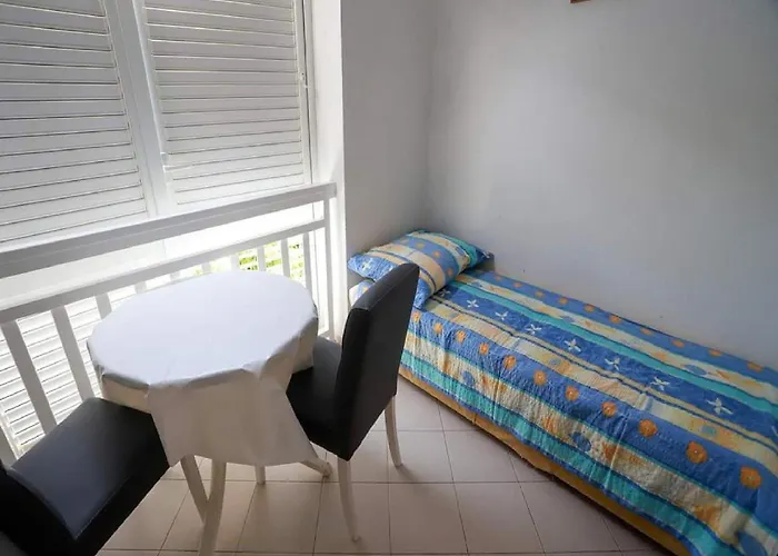Pezo - One Bedroom Baška Voda